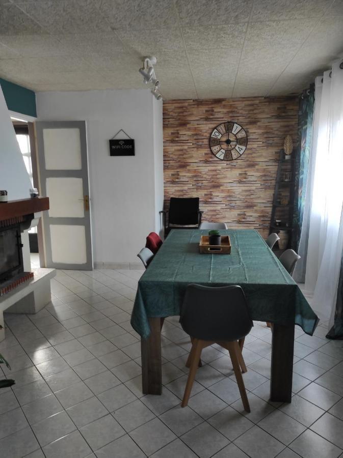 Maison De Village Avec Exterieur Oysonville Exterior foto